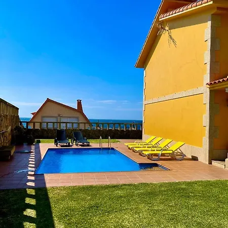 Nyaraló Casa Con Piscina Junto Al Mar