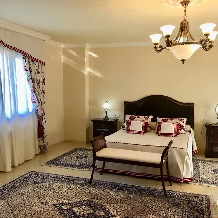 Casa Con Piscina Junto Al Mar