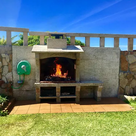 Casa Con Piscina Junto Al Mar *